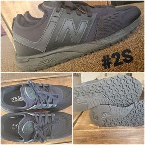 New Balance Sneaker